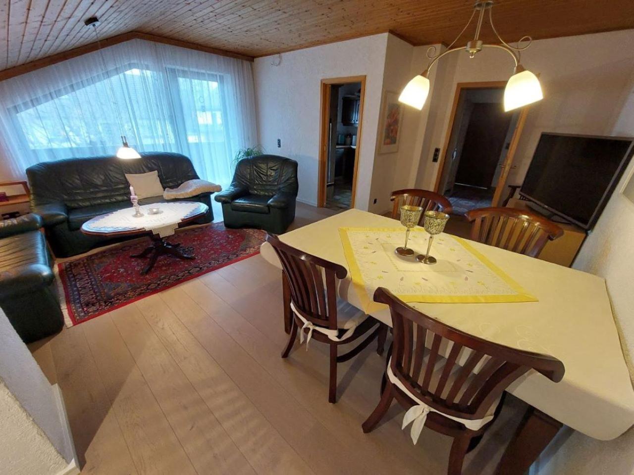 ブラウンラーゲHarzhaus Rauchアパートメント 部屋 写真